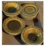Castilian by Coventry 14 Pieces