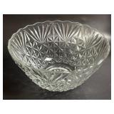 12ï¿½ x 7ï¿½ Vintage Anchor Hocking Punch Bowl