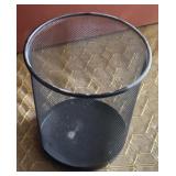 12ï¿½ Wire Trashcan