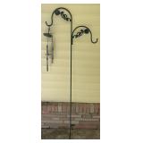 Shepherdï¿½s Hook W/ Wind Chime