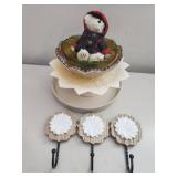 Decorative Dishware Set with Hooks
