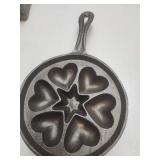 Cast Iron Heart Mold Pan