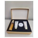 Elizabeth Taylor White Diamonds Set