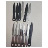12 Throwing Knives