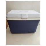 Rubbermaid Hard-Sided Cooler