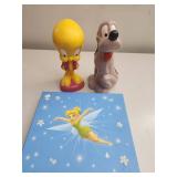 Figurines and Disney Box