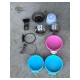Very Clean Like New Feed/water Dishes