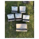 Metal feeders. 6 metal feeders.