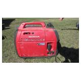EU 2000 Honda Generator - Works