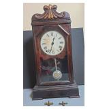 Seth Thomas mantle clock with Keys