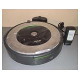 IRobot Roomba Vacuum with base