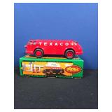 Ertl 1934 Texaco Diamond T Tanker Diecast Bank in box