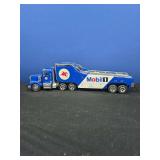 Mobil1 Transporter Plastic model