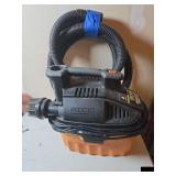 Ridgid 4 Gallon 5 HP portable shop vacuum