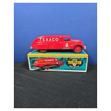 Ertl Texaco 1939 Dodge air flow diecast bank in box