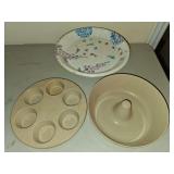 Cake plate, cupcake and bundt pans