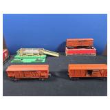 Lionel No 3656 Stockyard and (3) 3656 Operating Livestock Cars