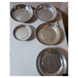 5 magnetic screw trays