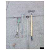Lawn and garden hand tool assortment