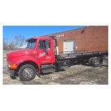 2000 International 4700 4x2 Rollback Tow Truck
