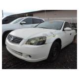 2005 Nissan Altima 1N4AL11D15C306056 White 2005 Nissan Altima 1N4AL11D15C306056 White