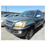 2005 Kia Sportage KNDJF723257038198 Green 2005 Kia Sportage KNDJF723257038198 Green