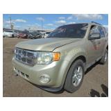 2012 Ford Escape 1FMCU0DG0CKA29348 Gold 2012 Ford Escape 1FMCU0DG0CKA29348 Gold