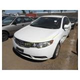 2010 Kia Forte KNAFU4A29A5199718 White