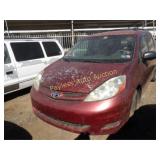 2008 Toyota Sienna 5TDZK23C58S142629 Red