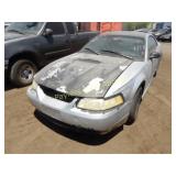 2000 Ford Mustang 1FAFP4044YF209353 Silver