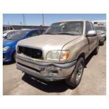 2001 Toyota Tundra 5TBRN34111S174518 Gold