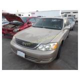 2000 Toyota Avalon 4T1BF28B1YU095726 Gold