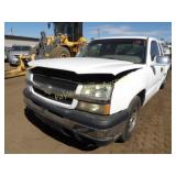 2000 Chevrolet Silverado 1500 2GCEC19V0Y1371936 Wh
