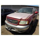 2002 Ford Expedition 1FMRU17L92LA12632 Red