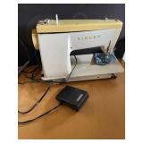 Singer Stylist 513 Sewing Machine ï¿½ Vintage Heavy
