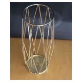 modern gold geometric wire candle holder