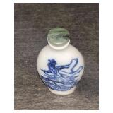 Vintage Chinese blue and white porcelain bottle