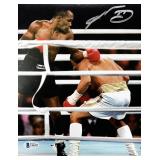 Sugar Ray Leonard Signed 8x10 Photo (Beckett)