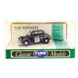 Corgi Classics 96741 Morris Minor Saloon Himalayan
