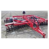 INT 475 25' Disc  rear blades 22' front 21'