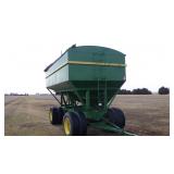 Gravity wagon 550 BU w/roll tarp