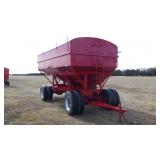 Gravity wagon 475 BU w/roll tarp