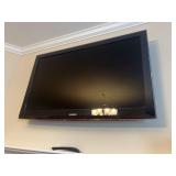 Samsung 50" TV With Remote and Wall Mount