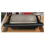 ELECTRIC PANINI MAKER