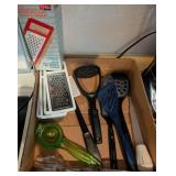 ASSTD PLASTIC KITCHEN UTENSILS, SPATULA, FRUIT