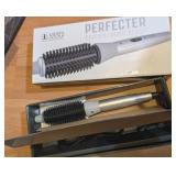 CALISTA TOOLS HEATED ROUND BRUSH