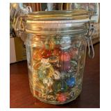 VTG RIBBED GLASS JAR OF MARBLES
