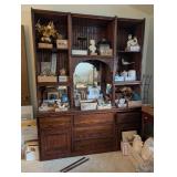 VTG WOOD LARGE TRADITIONAL WALL UNIT/HUTCH