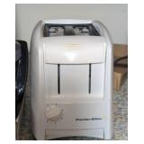 PROCTOR SILEX 2-SLICE TOASTER, WHITE