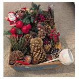 ASSTD VTG CHRISTMAS DECOR FOLIAGE,PINE CONES,OTHER